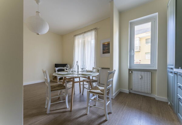 Spacious Apartment In Sori With Large Terrace - Sori, Liguria: Autunno, Estate, Primavera, Sala da pranzo