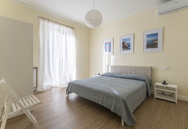 Spacious Apartment In Sori With Large Terrace - Sori, Liguria: Autunno, Camera da letto, Estate, Primavera