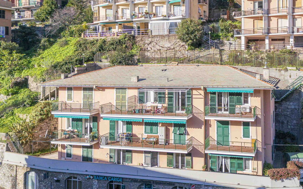 Spacious Apartment In Sori With Large Terrace - Sori, Liguria: Autunno, Entrata Principale, Estate, Primavera