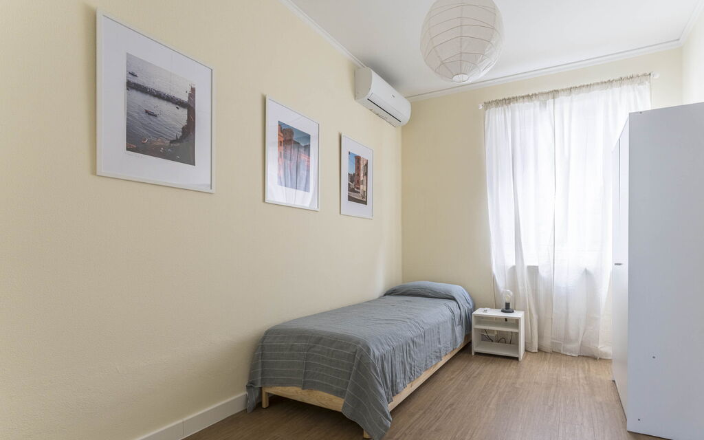 Spacious Apartment In Sori With Large Terrace - Sori, Liguria: Autunno, Camera da letto, Estate, Primavera