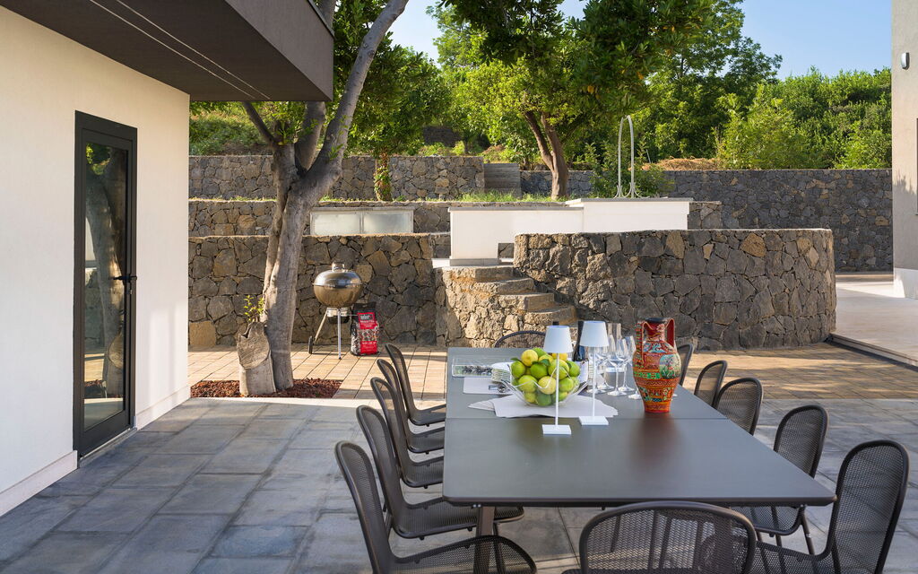 Villa Decoro - Mascali, Sicilia: Autumn, Balcony / Terrace / Patio, Building Exterior, Outdoor, Spring, Summer