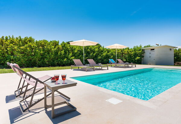 Casa Desiderio - Siracusa, Sicilia: Autumn, Balcony / Terrace / Patio, Building Exterior, Garden, Outdoor, Pool, Spring, Summer