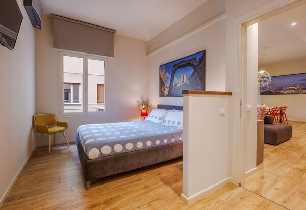 Lucy Florence Charming Modern Apartment Near Piazza Della Libertà: Autumn, Bedroom, Spring, Summer, Winter