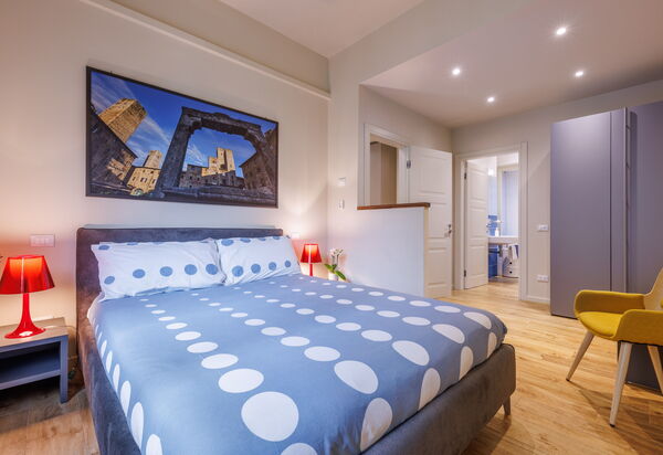 Lucy Florence Charming Modern Apartment Near Piazza Della Libertà: Autumn, Bedroom, Spring, Summer, Winter