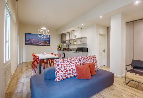 Lucy Florence Charming Modern Apartment Near Piazza Della Libertà: Autumn, Kitchen, Living Room, Spring, Summer