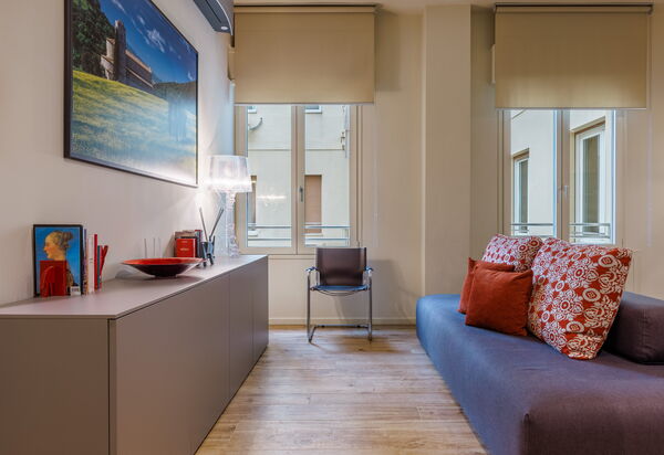 Lucy Florence Charming Modern Apartment Near Piazza Della Libertà: Autumn, Living Room, Room Detail, Spring, Summer