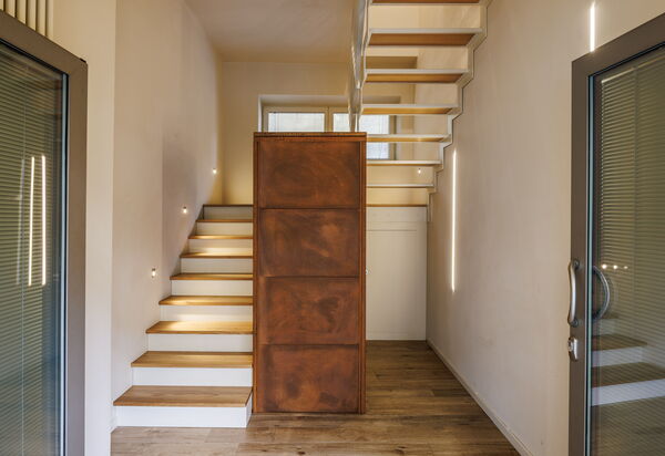 Lucy Florence Charming Modern Apartment Near Piazza Della Libertà: Autumn, Room Detail, Spring, Summer