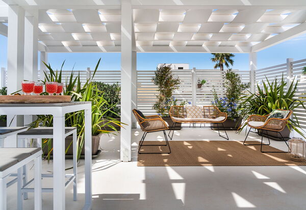 Casa Ocra - Misiliscemi, Sicilia: Autumn, Balcony / Terrace / Patio, Building Exterior, Outdoor, Spring, Summer