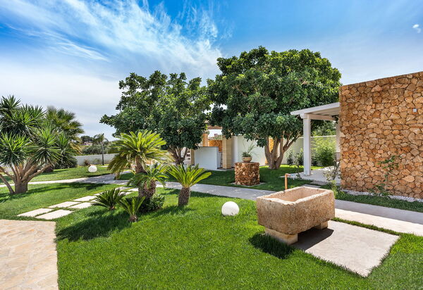 Casa Ocra - Misiliscemi, Sicilia: Autumn, Balcony / Terrace / Patio, Building Exterior, Garden, Outdoor, Spring, Summer