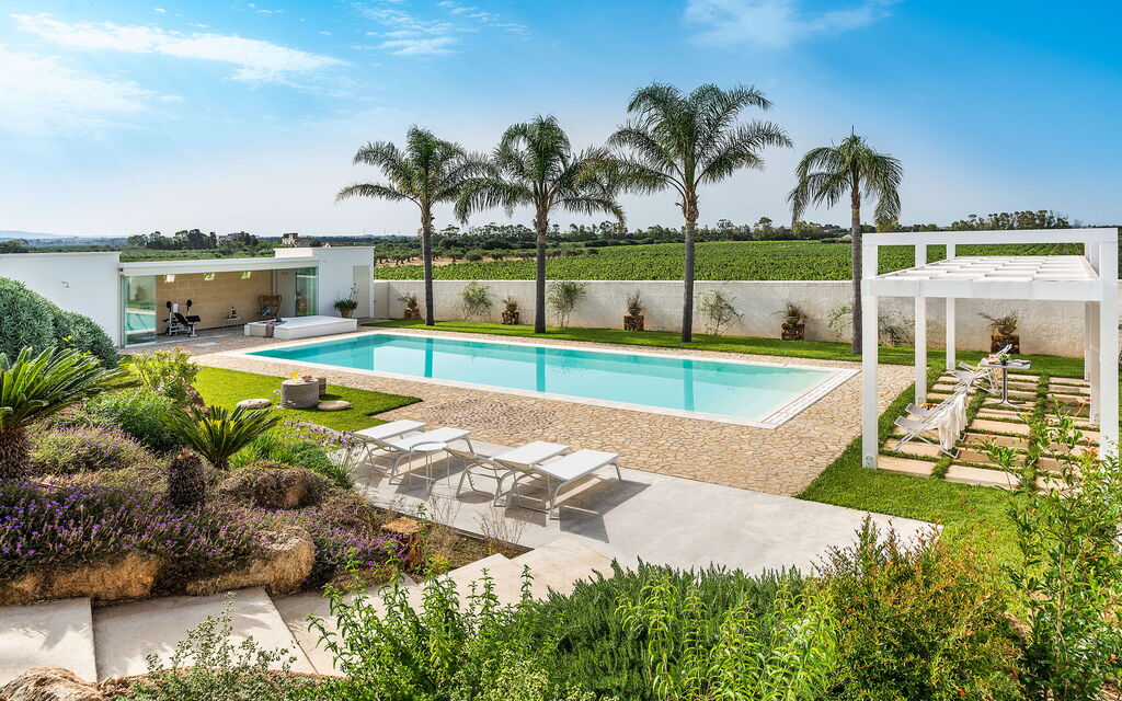 Casa Ocra - Misiliscemi, Sicilia: Autumn, Balcony / Terrace / Patio, Building Exterior, Garden, Outdoor, Pool, Spring, Summer