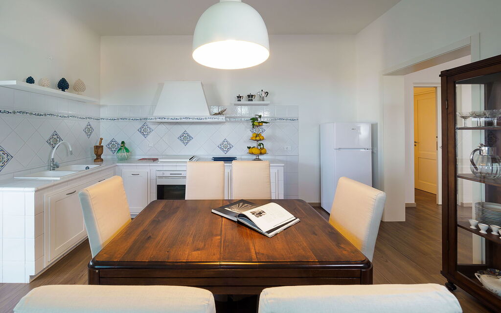 Casa Ocra - Misiliscemi, Sicilia: Autumn, Dining Room, Kitchen, Spring, Summer