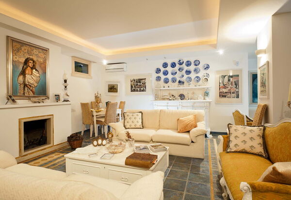 Villa Amena - Siracusa, Sicilia: Autumn, Living Room, Spring, Summer