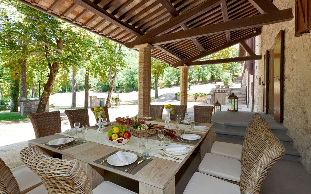 Villa Pietraverde - Gubbio, Umbria: all'aperto, Autunno, Balcone / Terrazza / Patio, Estate, Esterni, Primavera