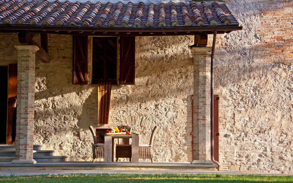 Villa Pietraverde - Gubbio, Umbria: all'aperto, Autunno, Balcone / Terrazza / Patio, Estate, Esterni, Primavera