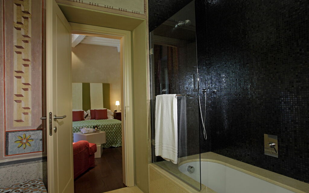 Villa Pietraverde - Gubbio, Umbria: Autunno, Bagno, Camera da letto, Estate, Primavera