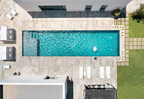 Villa Duetto - Siracusa, Sicilia: Autumn, Balcony / Terrace / Patio, Building Exterior, Garden, Outdoor, Pool, Spring, Summer