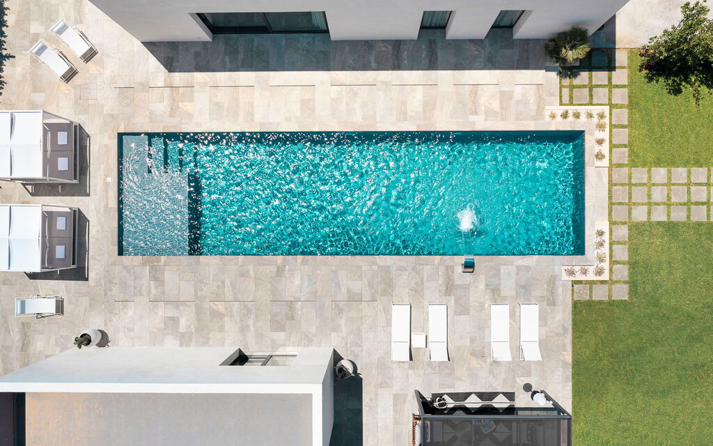 Villa Duetto - Siracusa, Sicilia: Autumn, Balcony / Terrace / Patio, Building Exterior, Garden, Outdoor, Pool, Spring, Summer