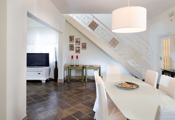 Villa Diamante - Siracusa, Sicilia: Autumn, Dining Room, Spring, Summer