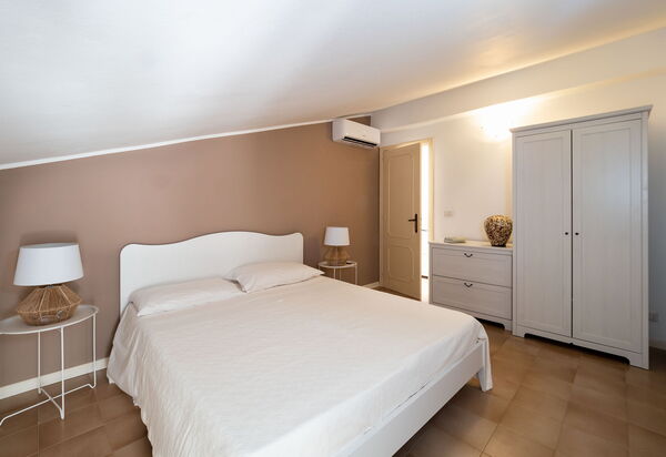 Villa Diamante - Siracusa, Sicilia: Autumn, Bedroom, Spring, Summer