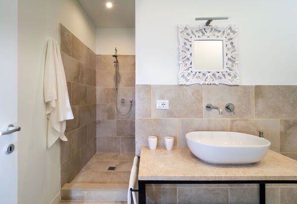 Villa Diamante - Siracusa, Sicilia: Autumn, Bathroom, Spring, Summer