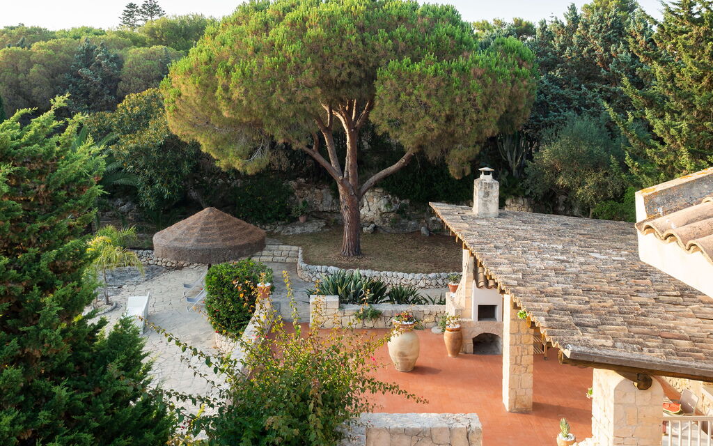 Villa Diamante - Siracusa, Sicilia: Autumn, Balcony / Terrace / Patio, Building Exterior, Outdoor, Spring, Summer
