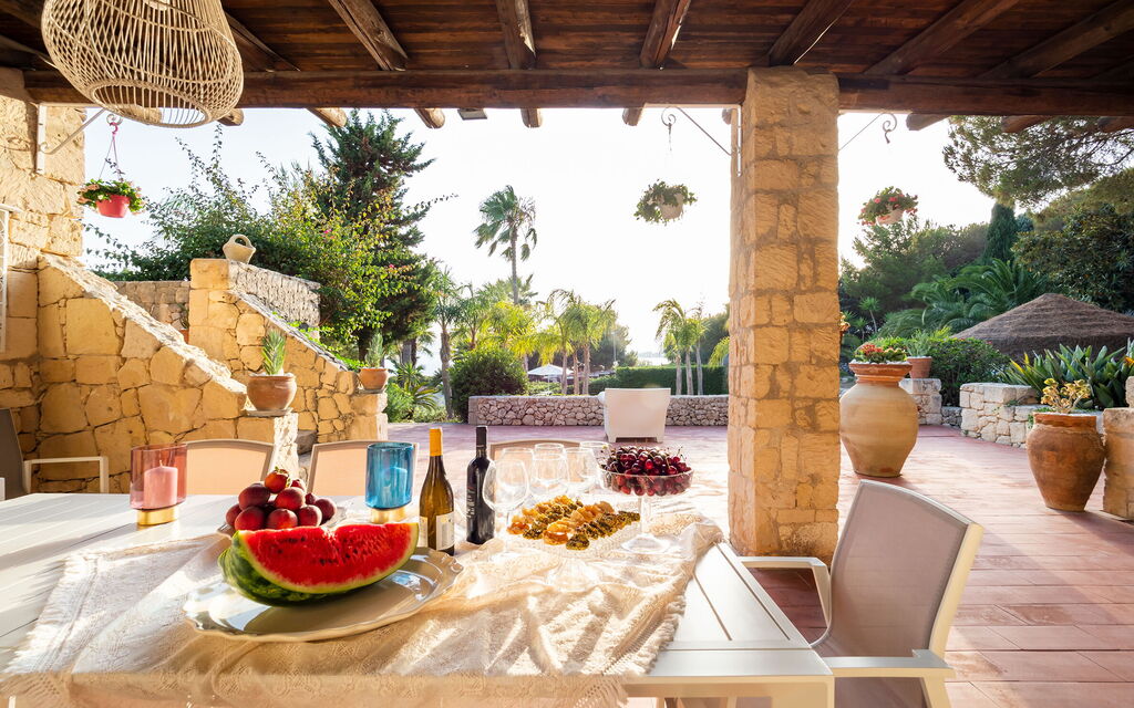 Villa Diamante - Siracusa, Sicilia: Autumn, Balcony / Terrace / Patio, Building Exterior, Outdoor, Spring, Summer