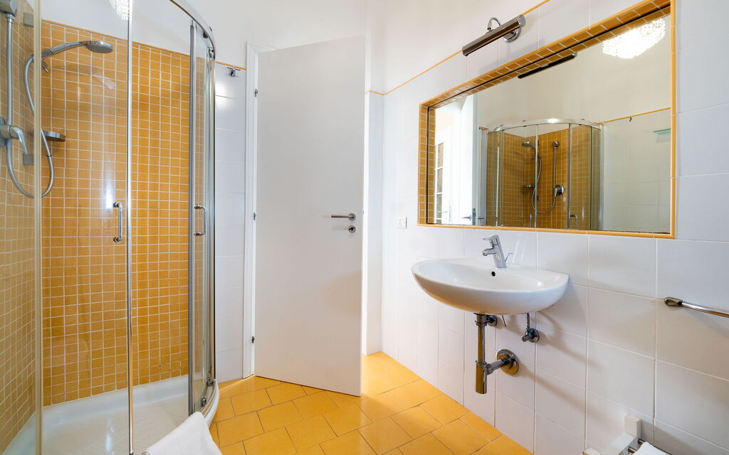 Villa Diamante - Siracusa, Sicilia: Autumn, Bathroom, Spring, Summer