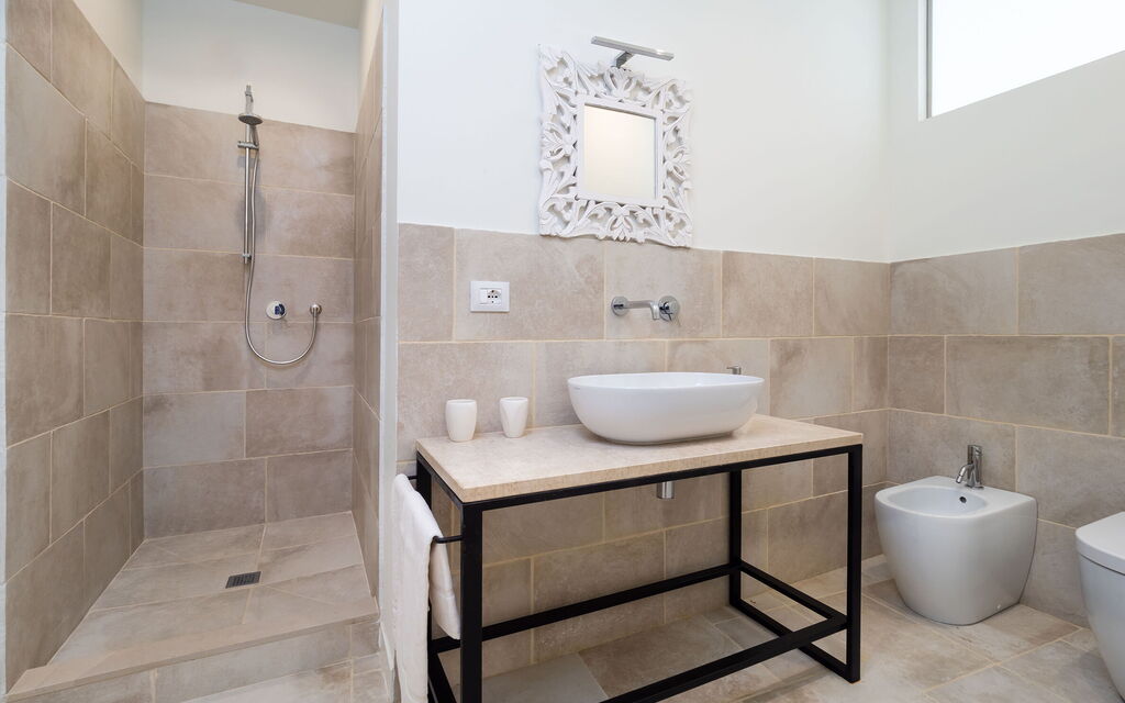 Villa Diamante - Siracusa, Sicilia: Autumn, Bathroom, Spring, Summer