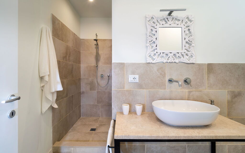 Villa Diamante - Siracusa, Sicilia: Autumn, Bathroom, Spring, Summer