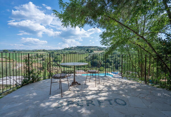 Correggiolo Spereto Apartment With Pool, Montaione: Autunno, Estate, Piscina, Primavera