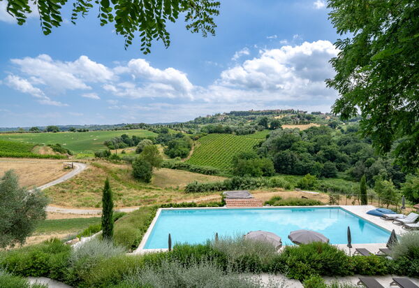 Coratina Spereto Apartment with Pool, Montaione: Autunno, Estate, Piscina, Primavera