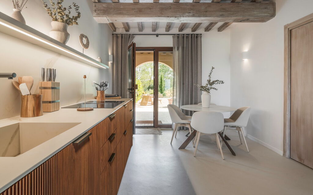 Coratina Spereto Apartment with Pool, Montaione: Autumn, Kitchen, Living Room, Spring, Summer