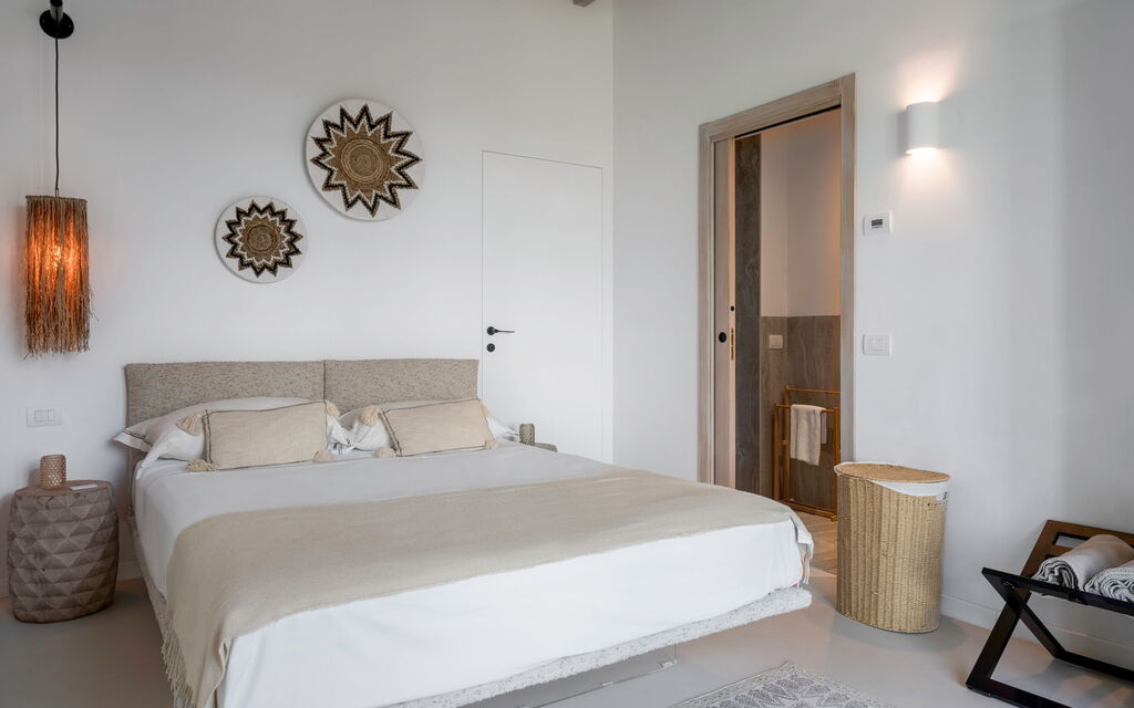 Coratina Spereto Apartment with Pool, Montaione: Autumn, Bedroom, Spring, Summer